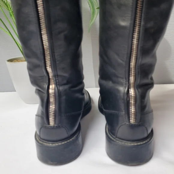 Gucci Black Leather Knee High Boots Low Heel Riding Boots Size 36.5 - Picture 4 of 14